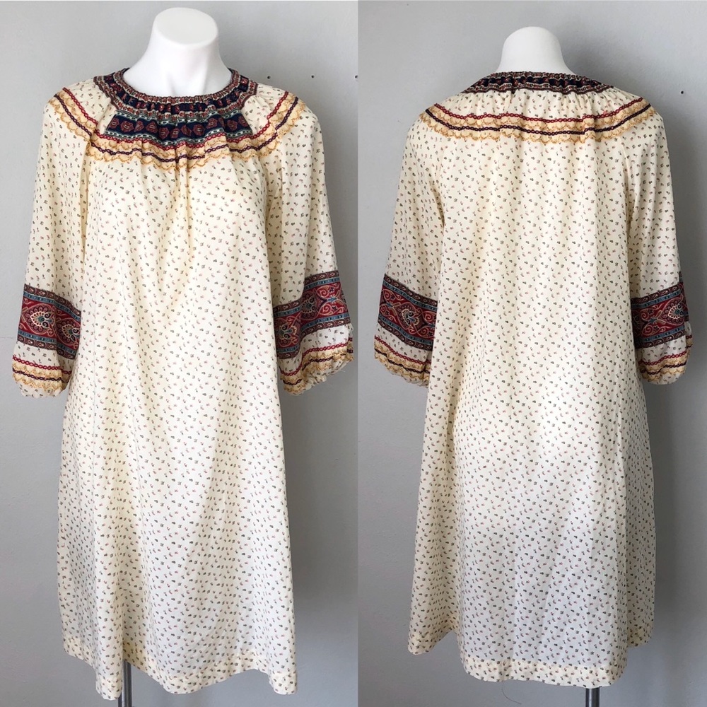 Boho Peasant Dress| Gathered Neckline w/ Lace Trim